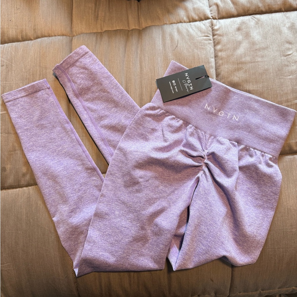 NVGTN Lilac Scrunch Leggings